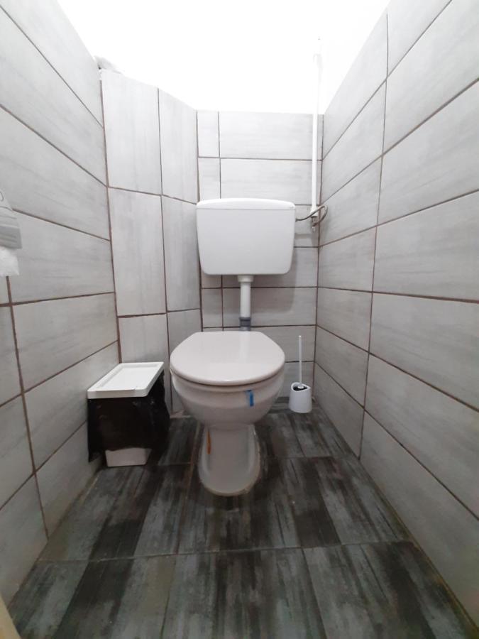 Four Rooms Apartment Central Bucareste Exterior foto